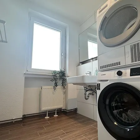 Komfortwohnung דירה *